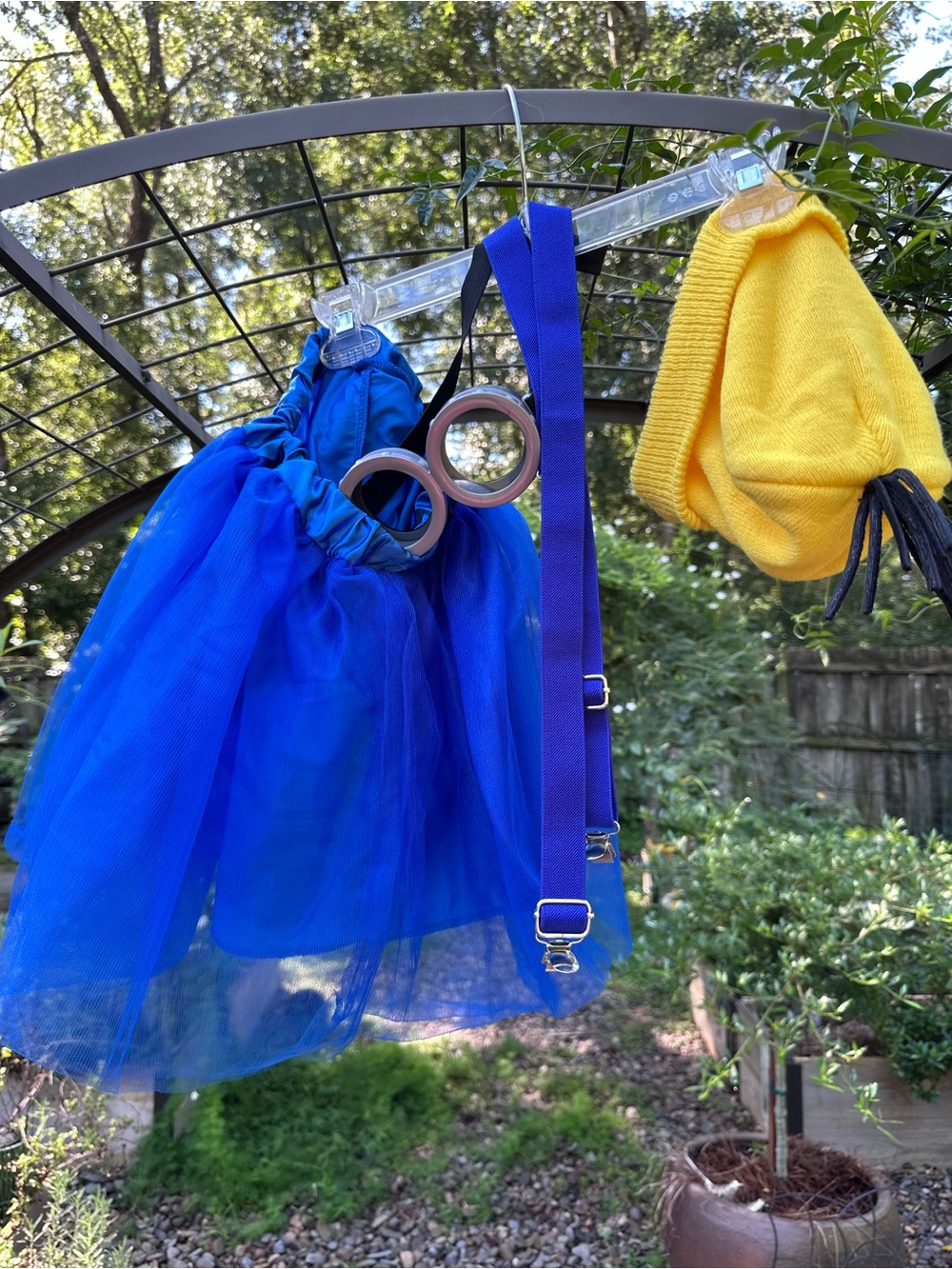 Kids minion costume